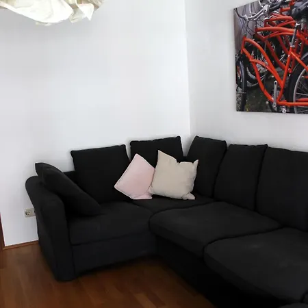 Mountain View Center Apartment *